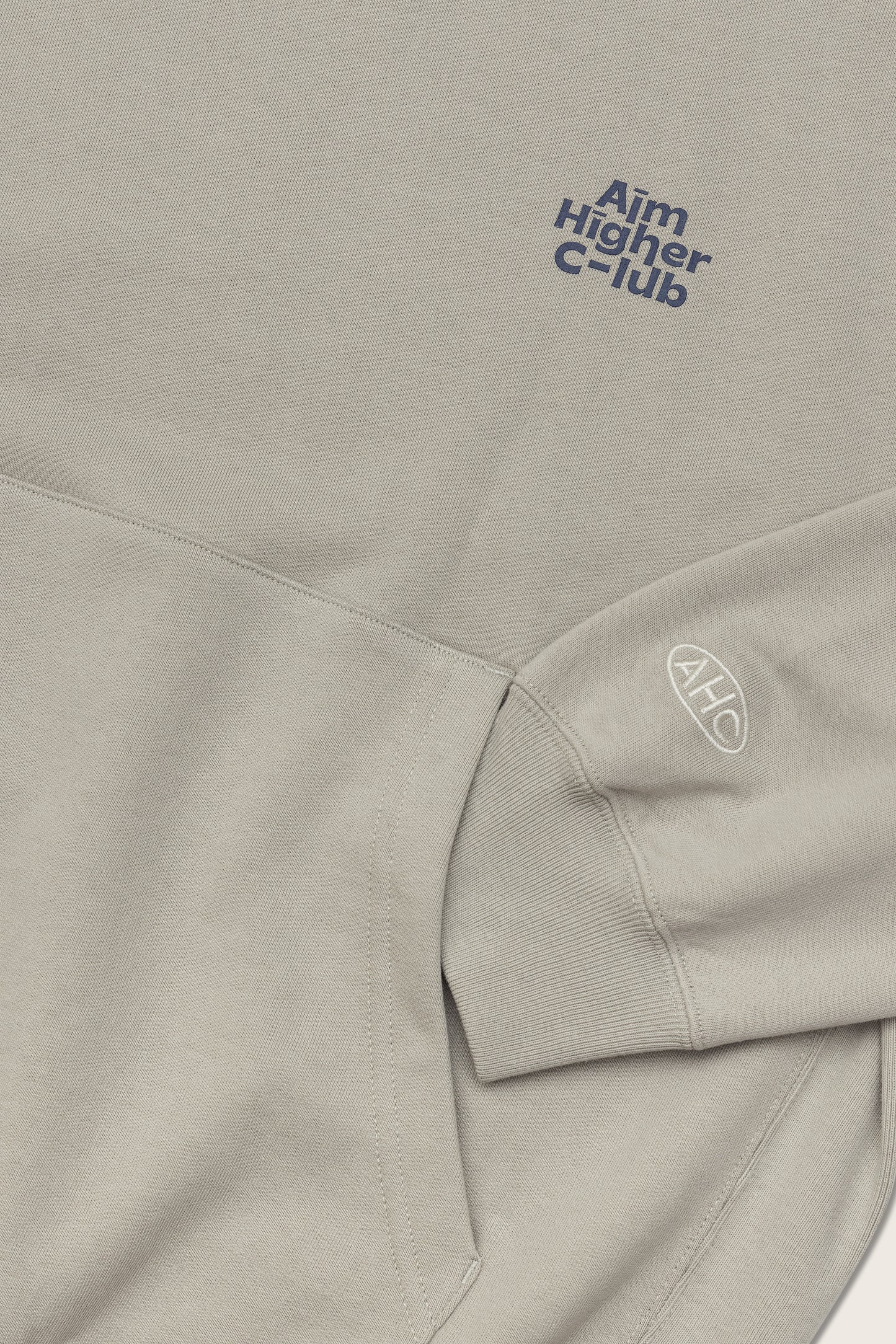 Aim Higher Club Retro Oval Logo Crewneck Sweatshirt/ Sand Grey