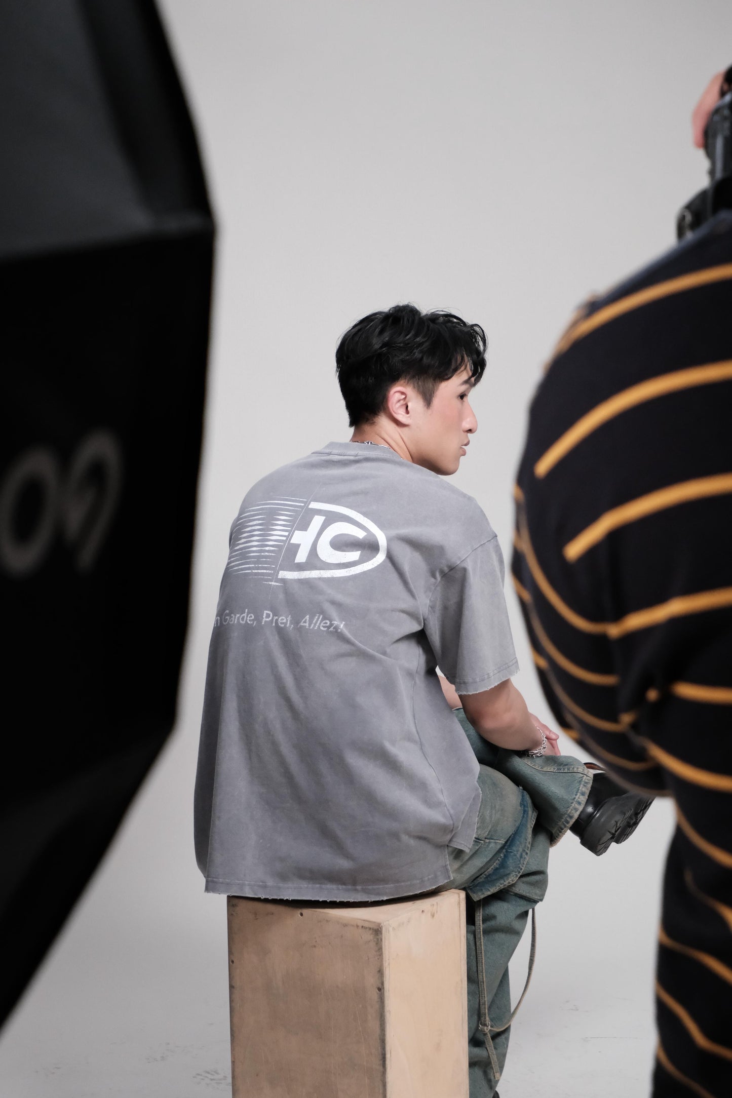 Aim Higher Club x Ryan Choi Logo Tee/ Washed Light Grey