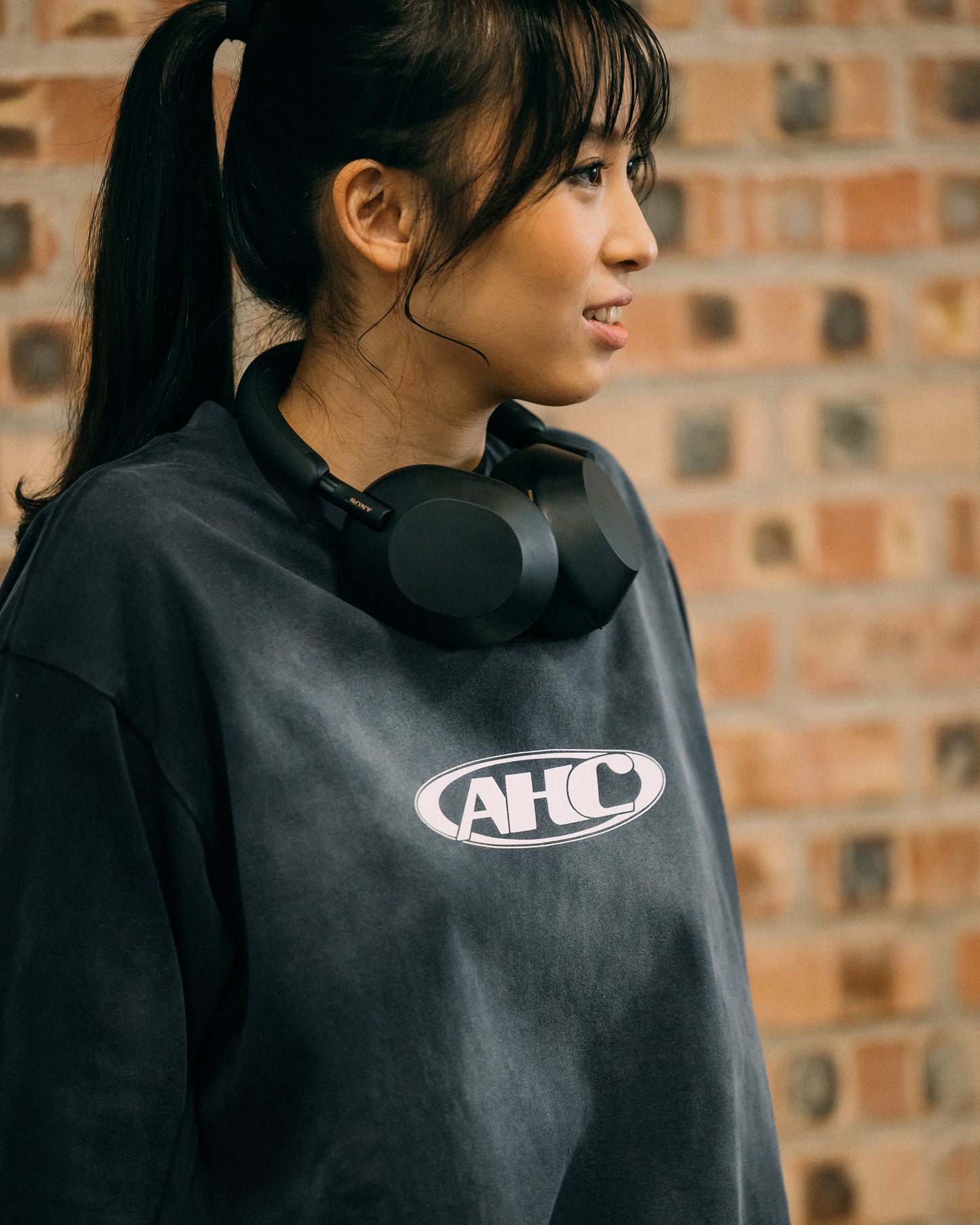 Aim Higher Club Unisex Retro Oval Logo Long Tee/ Dirty Washed Navy