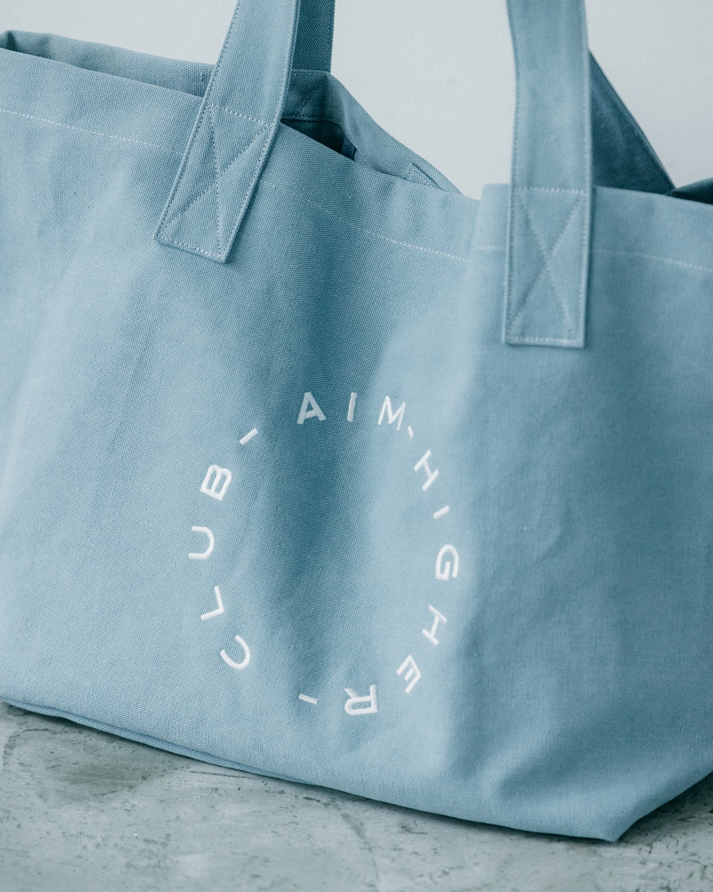 Aim Higher Club Tote Bag/ Water Blue