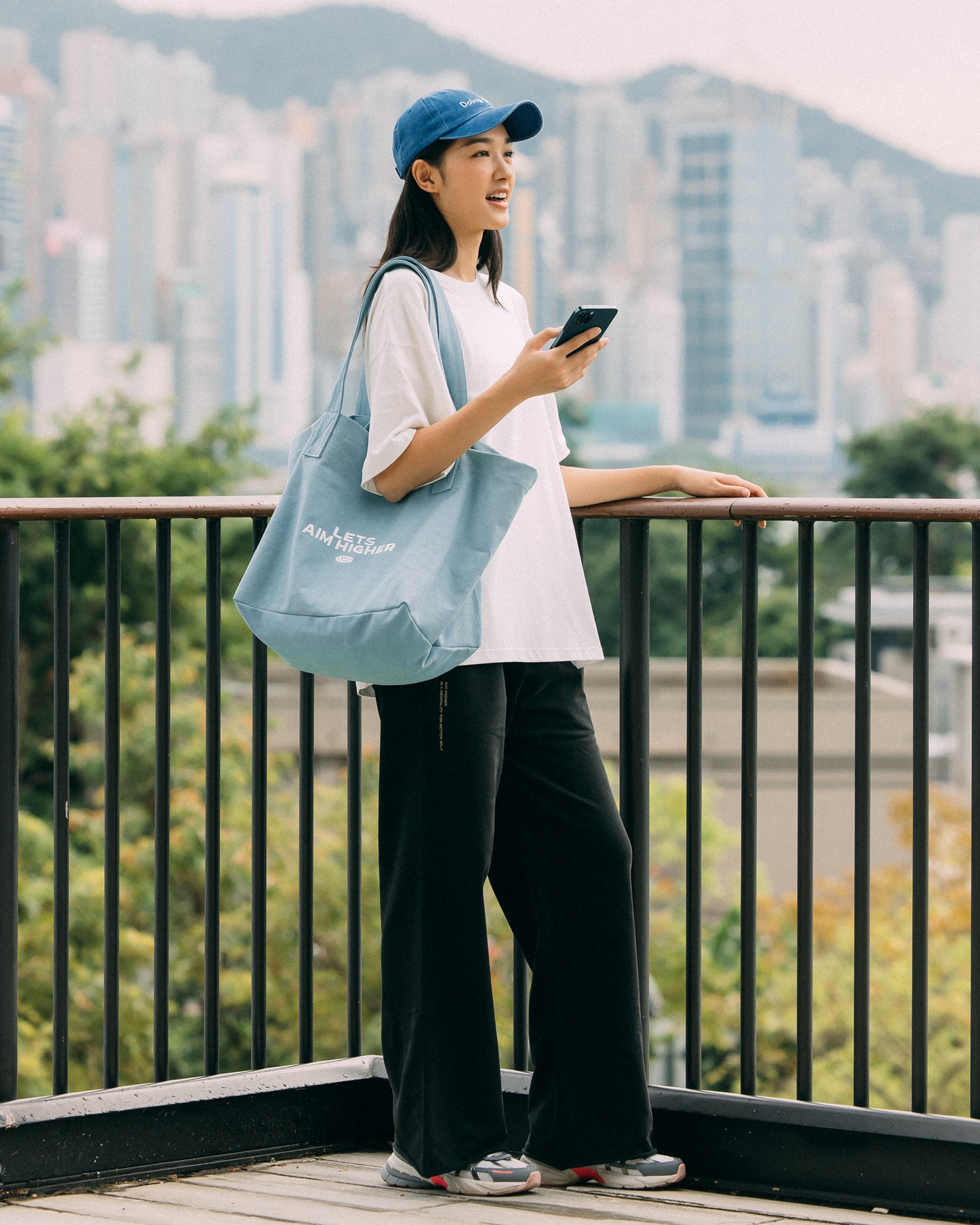 Aim Higher Club Tote Bag/ Water Blue