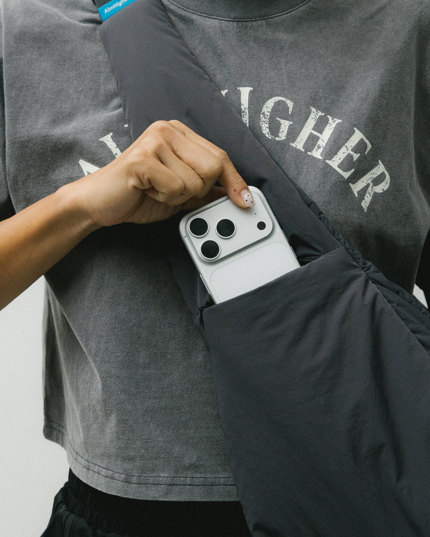 Aim Higher Club Lunar Puff Bag/ Dark Grey