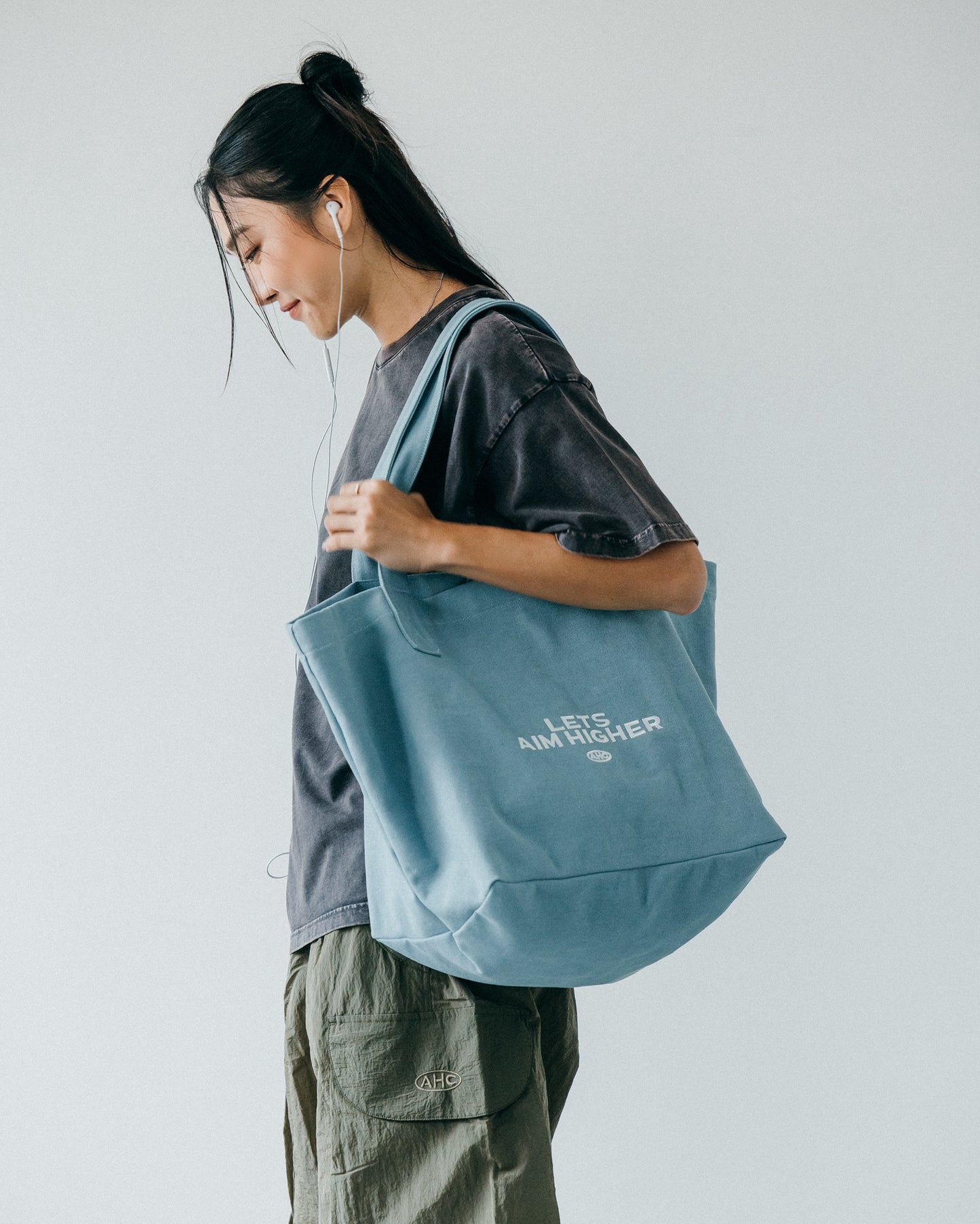Aim Higher Club Tote Bag/ Water Blue