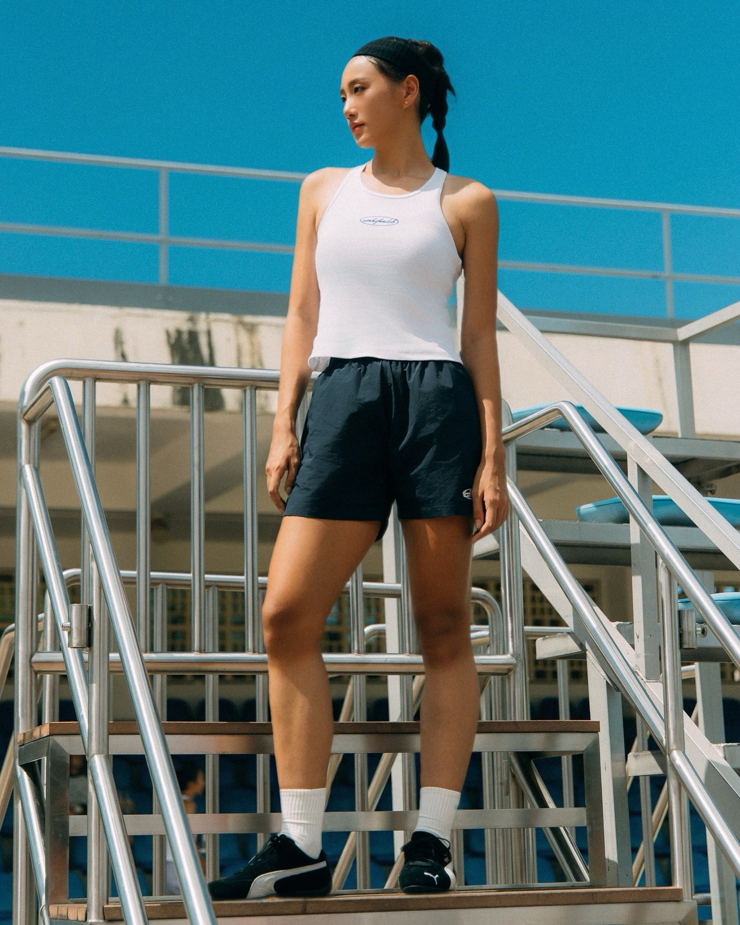 Aim Higher Club Women Oval Logo Tank Top/ White-Navy