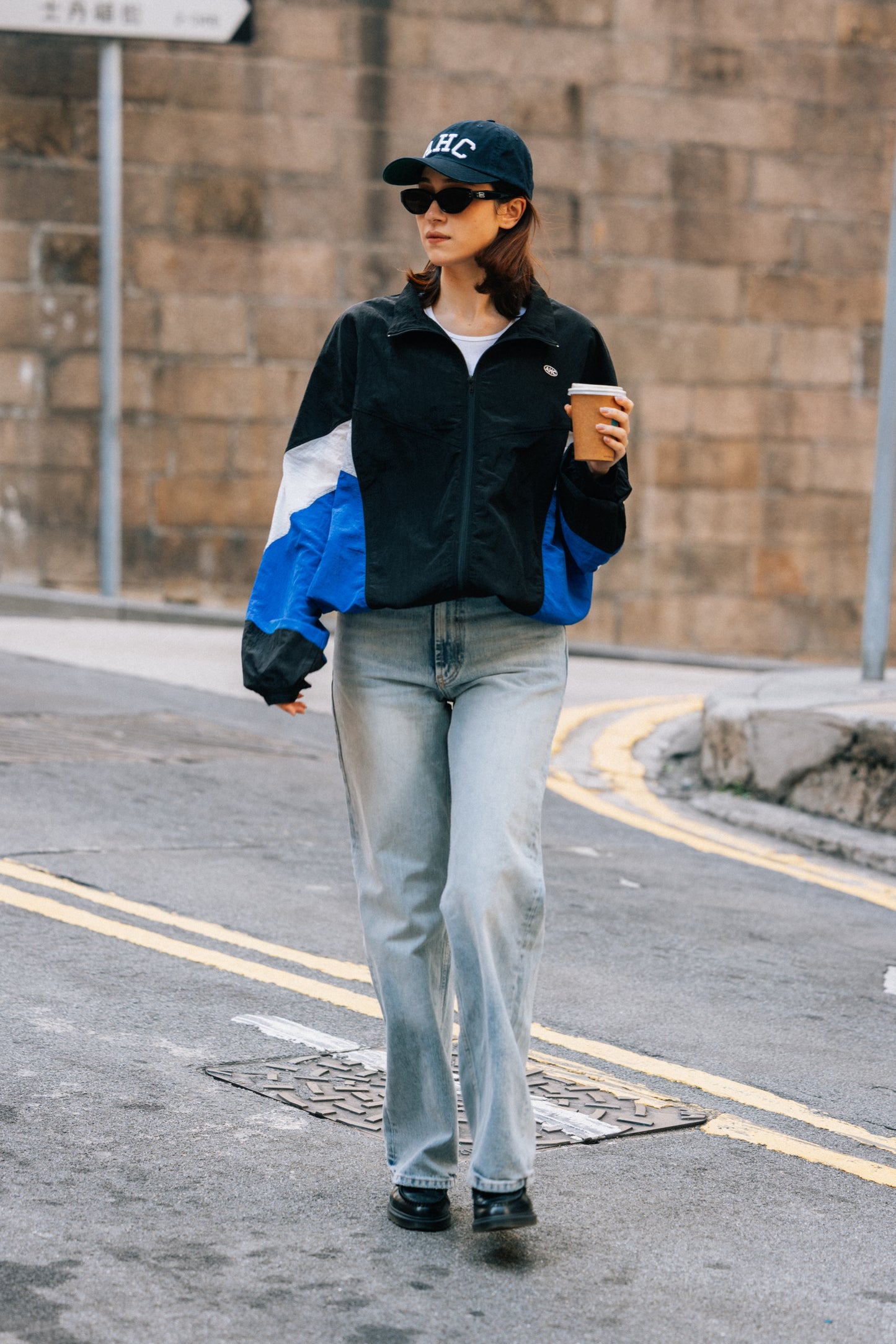 Aim Higher Club 3-Color Tone Classic Windbreaker/ Black-Dazzling Blue