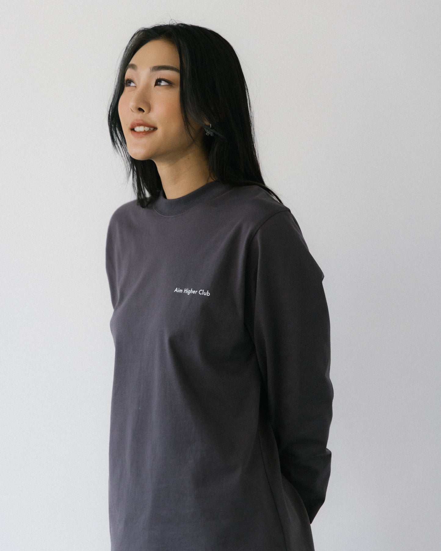 Aim Higher Club Logo Long Tee/ Light Wash Grey