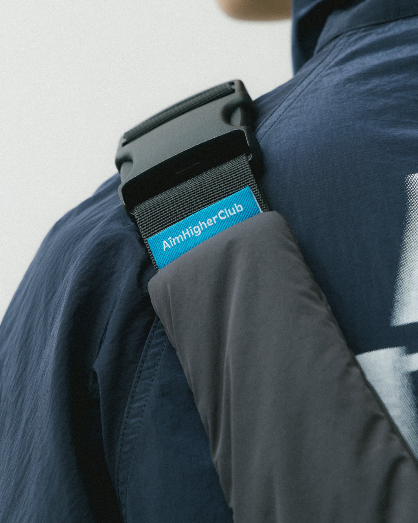 Aim Higher Club Lunar Puff Bag/ Dark Grey