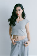 Aim Higher Club Essential V Neck Crop Tee/ Flecking Grey