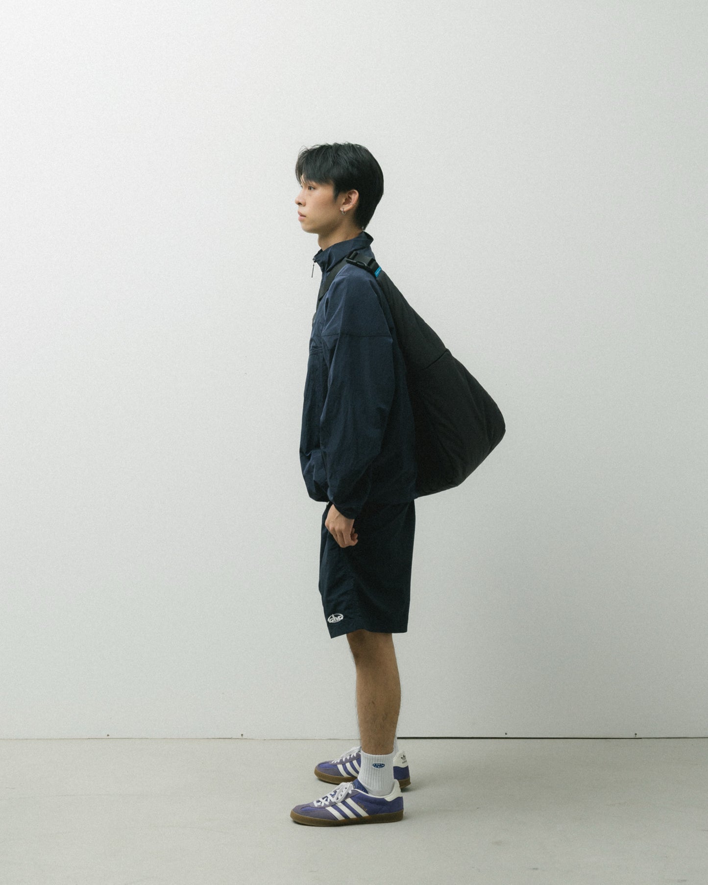 Aim Higher Club Lunar Puff Bag/ Dark Grey