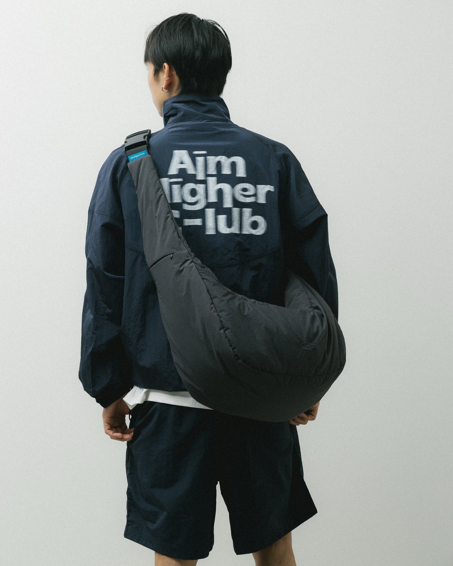 Aim Higher Club Blurry Logo Windbreaker/ Navy
